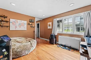 562 Irvington Ave, Elizabeth, NJ 07208 - Photo 6