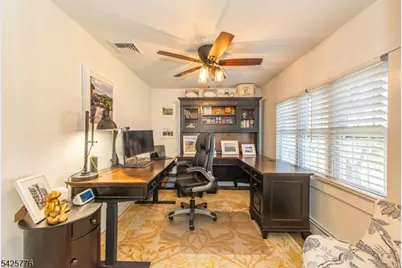 1 Shawnee Trl, Sparta Township, NJ 07871 - Photo 10