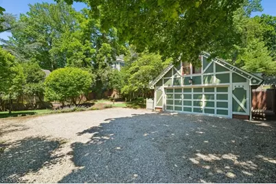 137 Hobart Ave, Millburn, NJ 07078 - Photo 30
