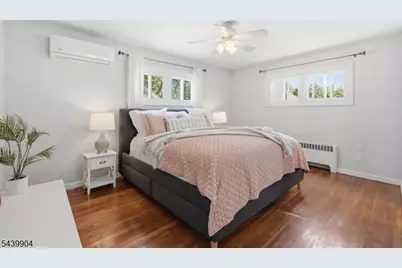 21 Morley Lane, Bloomfield, NJ 07003 - Photo 12