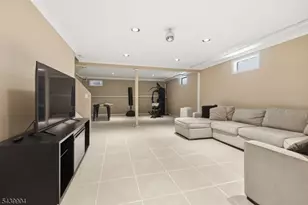 21 Morley Ln, Bloomfield, NJ 07003 - Photo 24