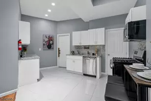 705 S 15th St, Newark, NJ 07103 - Photo 10