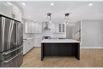 642 Roosevelt St, Westfield, NJ 07090 - Photo 10