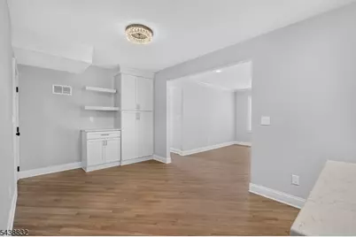 642 Roosevelt St, Westfield, NJ 07090 - Photo 12