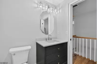 642 Roosevelt St, Westfield, NJ 07090 - Photo 32