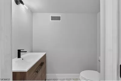 642 Roosevelt St, Westfield, NJ 07090 - Photo 22