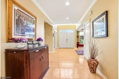 17 Coggins Ln, West Orange Township, NJ 07052 - Photo 6