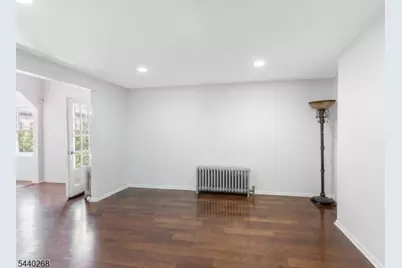158 S Clinton St, East Orange, NJ 07018 - Photo 10