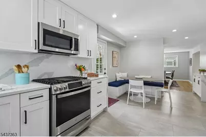 28 Canterbury Lane, Millburn, NJ 07078 - Photo 16