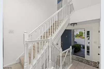 38 Brock Ln, Mount Olive, NJ 07840 - Photo 4