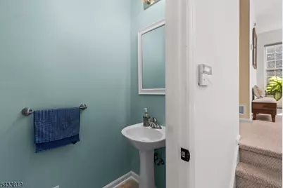 38 Brock Ln, Mount Olive, NJ 07840 - Photo 14