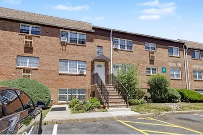 288 College Dr, Edison Twp., NJ 08817 - Photo 2