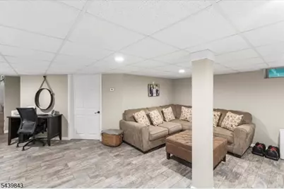 17 Hunters Ln, Sparta Township, NJ 07871 - Photo 20