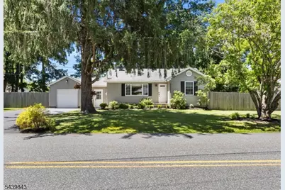 17 Hunters Ln, Sparta Township, NJ 07871 - Photo 2