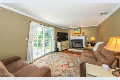 8 Clearfield Rd, Roxbury Township, NJ 07876 - Photo 16
