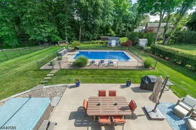 8 Clearfield Rd, Roxbury Township, NJ 07876 - Photo 2