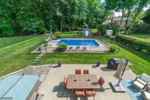 8 Clearfield Rd, Roxbury Township, NJ 07876 - Photo 2