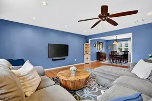 802 Kaminski Dr, Rahway, NJ 07065 - Photo 4