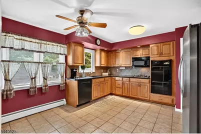 802 Kaminski Drive, Rahway, NJ 07065 - Photo 10