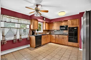 802 Kaminski Dr, Rahway, NJ 07065 - Photo 10