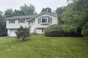4 Beardslee Hill Dr, Franklin, NJ 07416 - Photo 1