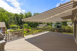 225 Walnut St, Livingston, NJ 07039 - Photo 32