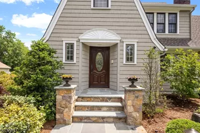 225 Walnut St, Livingston, NJ 07039 - Photo 44