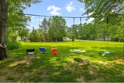 225 Walnut St, Livingston, NJ 07039 - Photo 44