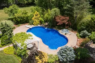 225 Walnut St, Livingston, NJ 07039 - Photo 40