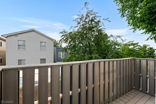 285 Lembeck Ave, Jersey City, NJ 07305 - Photo 10