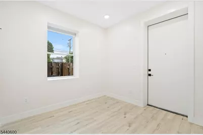 285 Lembeck Ave #1, Jersey City, NJ 07305 - Photo 18