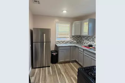 368 Myrtle Ave #3, Irvington, NJ 07111 - Photo 4
