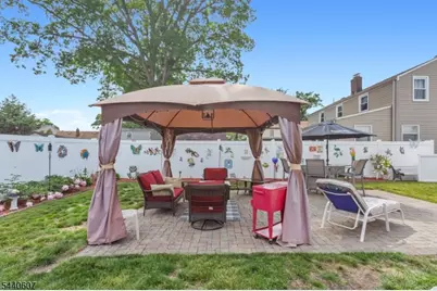 126 18th Ave, Elmwood Park, NJ 07407 - Photo 42