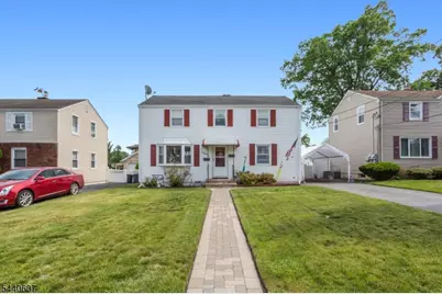 126 18th Ave, Elmwood Park, NJ 07407 - Photo 2