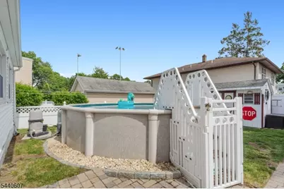 126 18th Ave, Elmwood Park, NJ 07407 - Photo 40