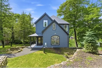 367 Maxim Dr, Hopatcong, NJ 07843 - Photo 2