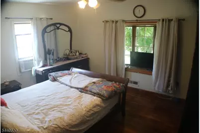 84 Roosevelt Ave, Butler, NJ 07405 - Photo 10