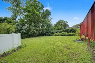 84 Roosevelt Ave, Butler, NJ 07405 - Photo 38