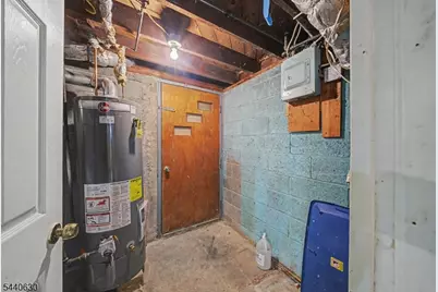 84 Roosevelt Ave, Butler, NJ 07405 - Photo 34