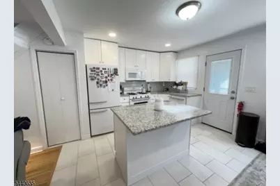 621-623 Jefferson Ave, Elizabeth, NJ 07201 - Photo 4