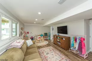 128 Overlook Ave, East Hanover Township, NJ 07936 - Photo 18