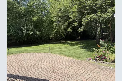 559 Parkview Ave, Westfield, NJ 07090 - Photo 2