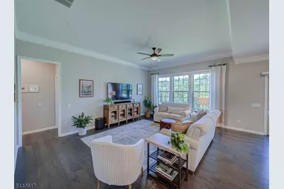 50 Sullivan Road, Raritan Township, NJ 08822 - Photo 10