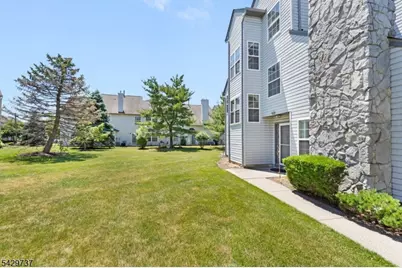 385 Draco Road, Piscataway Township, NJ 08854 - Photo 4