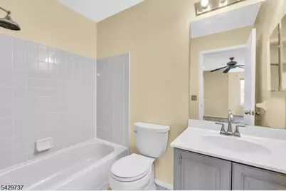 385 Draco Road, Piscataway Township, NJ 08854 - Photo 22