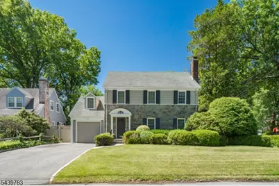 44 Wellington Ave, Millburn, NJ 07078 - Photo 2