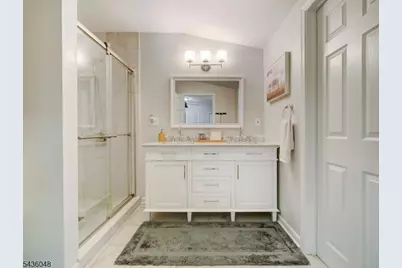 196 Bartley Rd, Washington Township, NJ 07853 - Photo 16