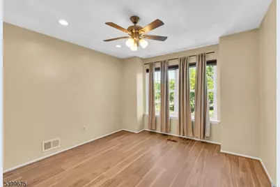 385 Draco Rd, Piscataway Township, NJ 08854 - Photo 16