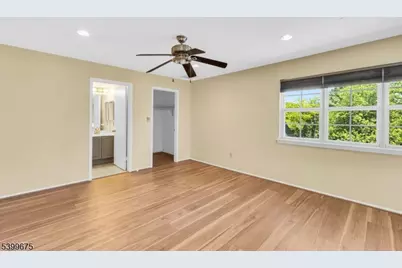 385 Draco Rd, Piscataway Township, NJ 08854 - Photo 20