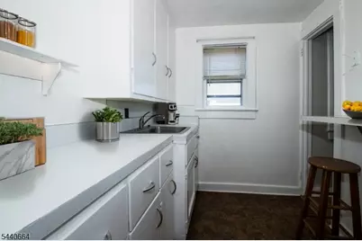 317 Myrtle Ave, Garwood, NJ 07027 - Photo 2